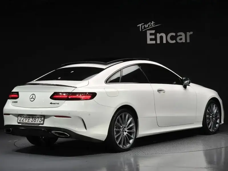 2019 Mercedes-Benz E-Класс с пробегом 54 856 км