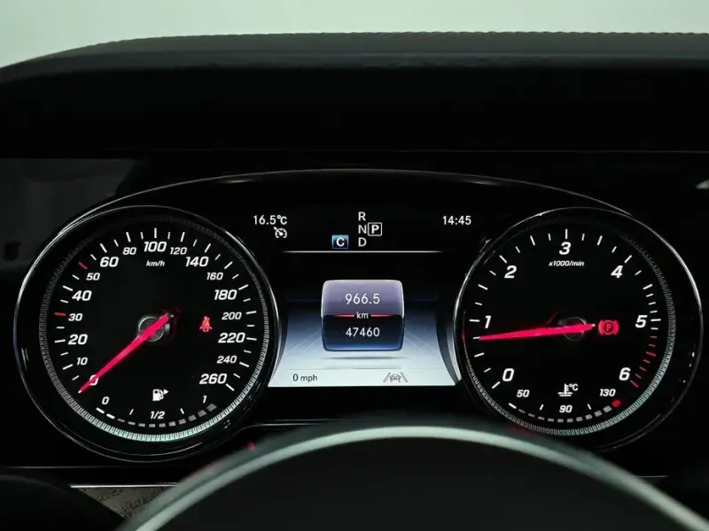 2020 Mercedes-Benz E-Класс с пробегом 47 460 км
