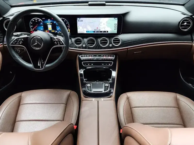 2022 Mercedes-Benz E-Класс с пробегом 20 390 км