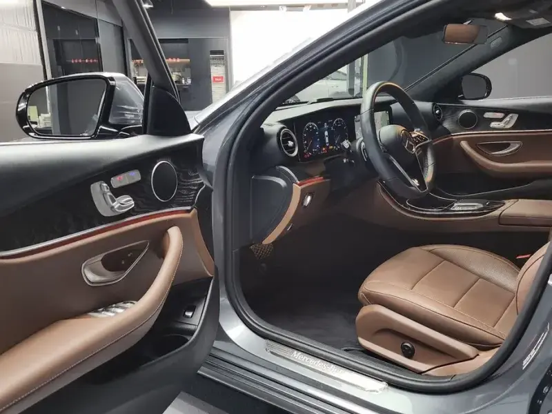 2022 Mercedes-Benz E-Класс с пробегом 20 390 км