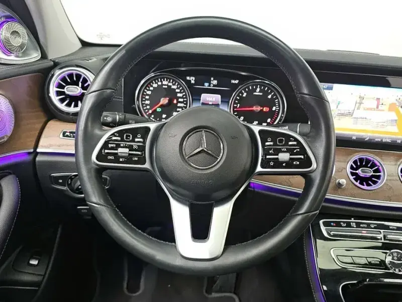 2020 Mercedes-Benz E-Класс с пробегом 47 460 км