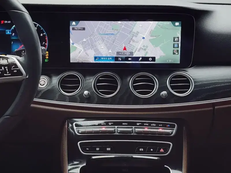 2022 Mercedes-Benz E-Класс с пробегом 20 390 км