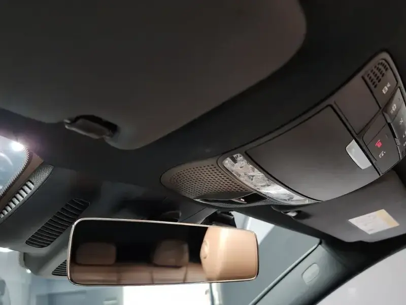2022 Mercedes-Benz E-Класс с пробегом 20 390 км