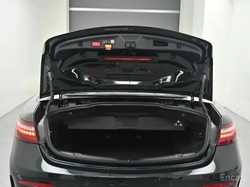 2022 Mercedes-Benz E-Класс с пробегом 25 281 км