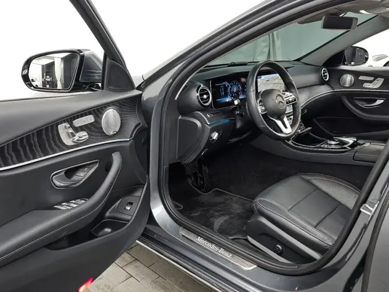 2019 Mercedes-Benz E-Класс с пробегом 90 702 км