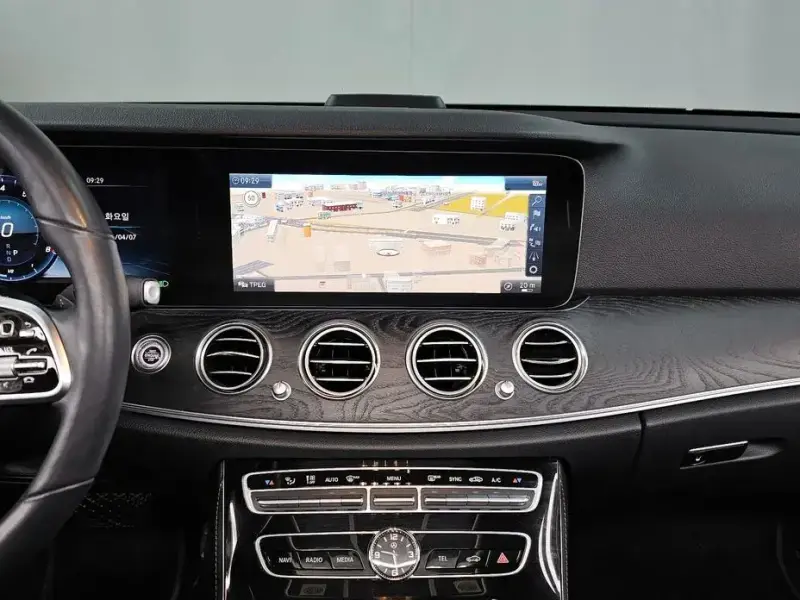 2019 Mercedes-Benz E-Класс с пробегом 90 702 км