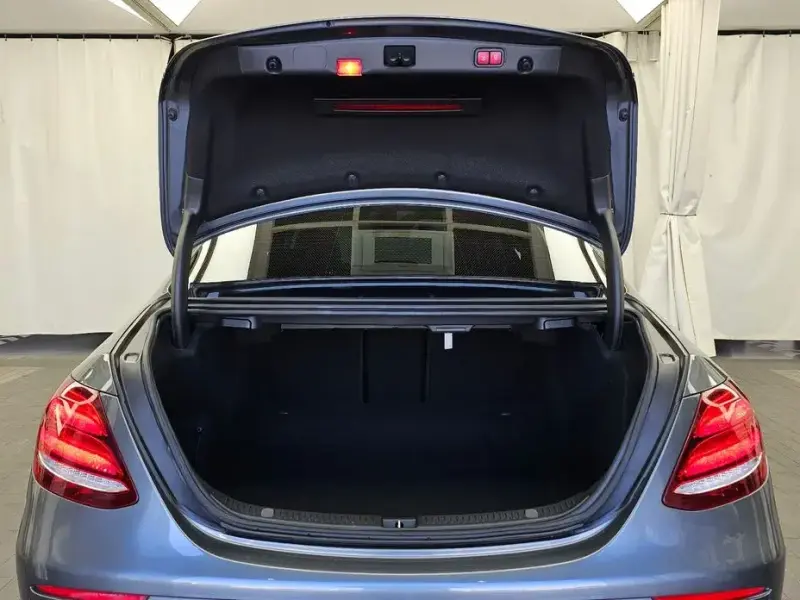 2019 Mercedes-Benz E-Класс с пробегом 90 702 км