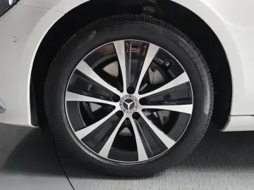 2021 Mercedes-Benz E-Класс с пробегом 17 124 км