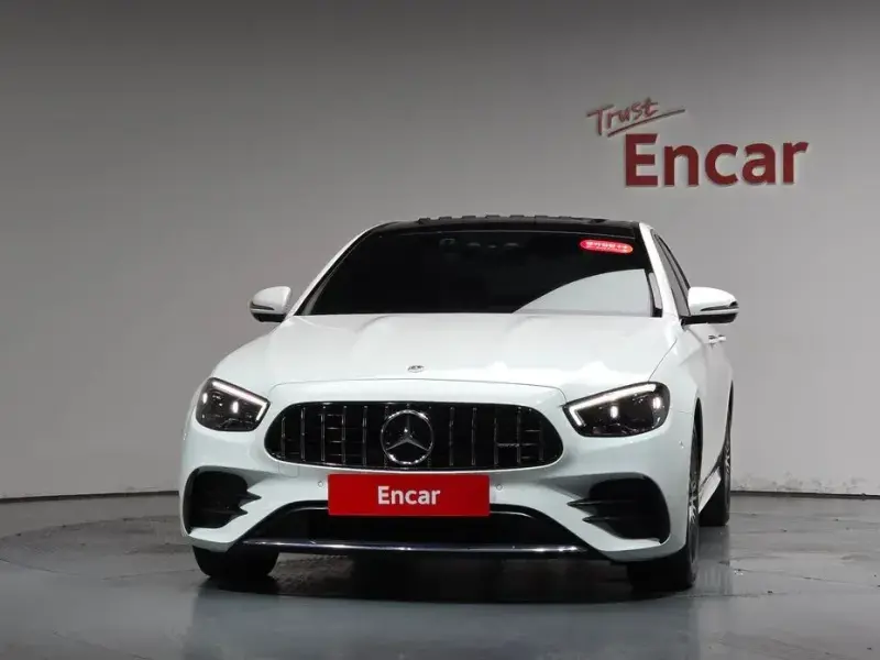 2023 Mercedes-Benz E-Класс с пробегом 24 977 км
