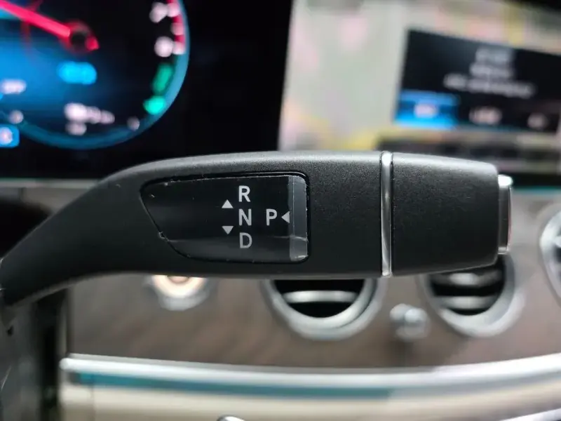 2021 Mercedes-Benz E-Класс с пробегом 17 124 км