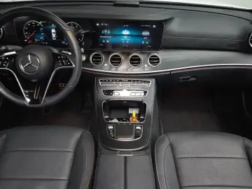 2023 Mercedes-Benz E-Класс с пробегом 24 977 км