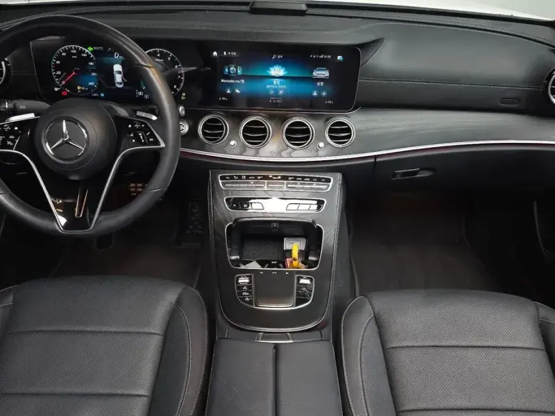 2023 Mercedes-Benz E-Класс с пробегом 24 977 км