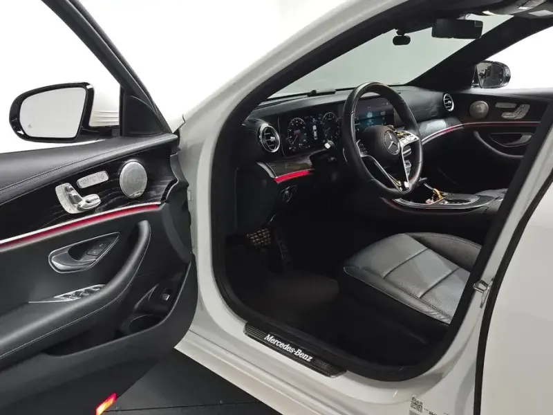 2023 Mercedes-Benz E-Класс с пробегом 24 977 км