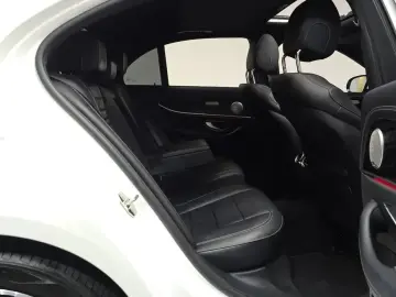2023 Mercedes-Benz E-Класс с пробегом 24 977 км