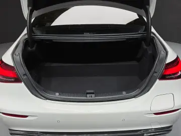 2021 Mercedes-Benz E-Класс с пробегом 17 124 км