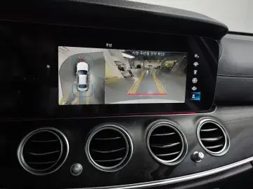 2023 Mercedes-Benz E-Класс с пробегом 24 977 км
