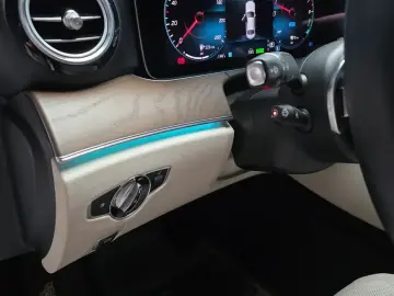 2021 Mercedes-Benz E-Класс с пробегом 17 124 км