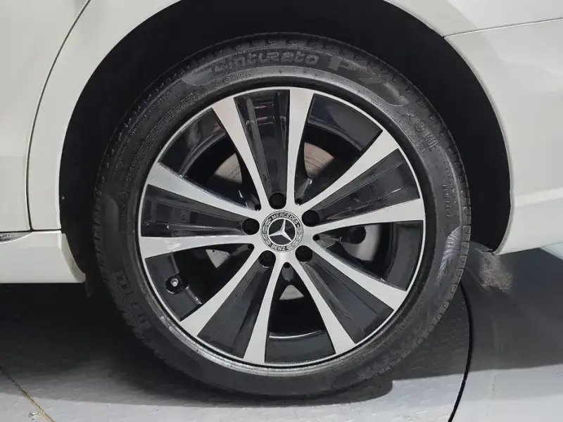 2021 Mercedes-Benz E-Класс с пробегом 17 124 км