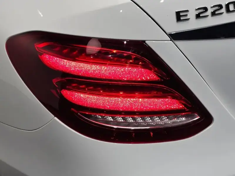 2019 Mercedes-Benz E-Класс с пробегом 69 927 км