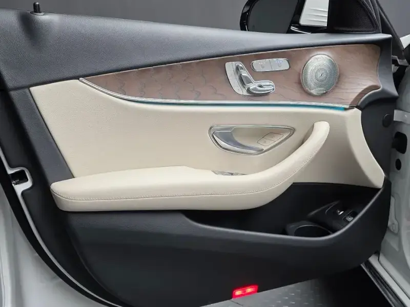 2021 Mercedes-Benz E-Класс с пробегом 17 124 км