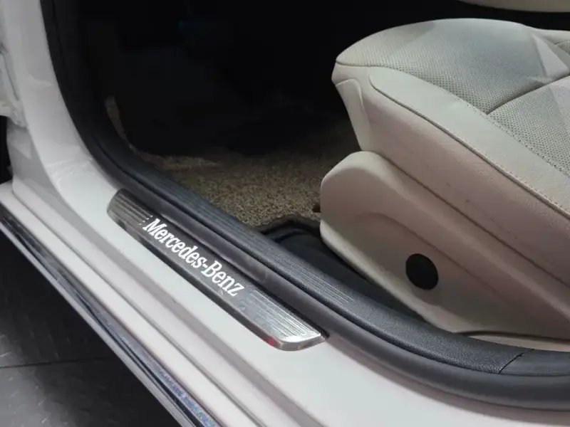 2021 Mercedes-Benz E-Класс с пробегом 17 124 км