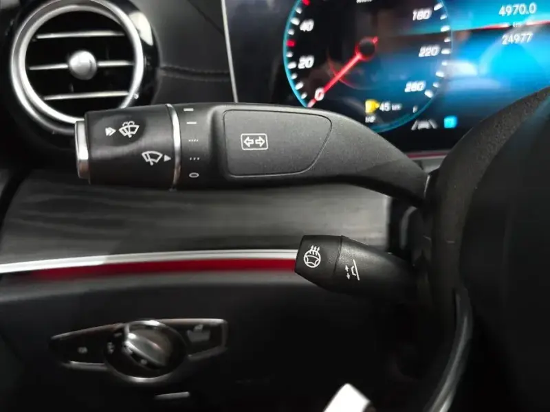 2023 Mercedes-Benz E-Класс с пробегом 24 977 км