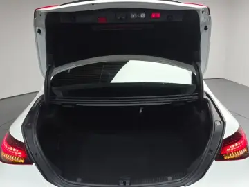 2023 Mercedes-Benz E-Класс с пробегом 24 977 км
