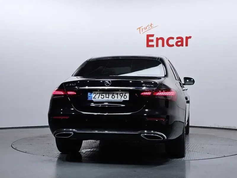 2023 Mercedes-Benz E-Класс с пробегом 48 247 км