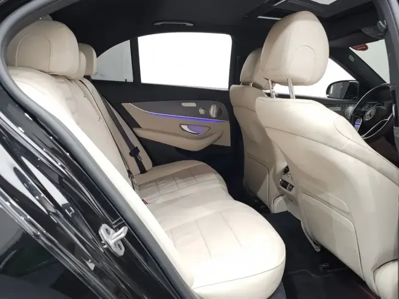 2023 Mercedes-Benz E-Класс с пробегом 48 247 км