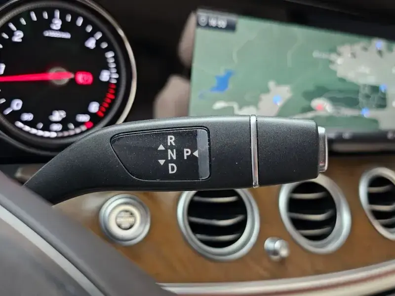 2018 Mercedes-Benz E-Класс с пробегом 224 277 км