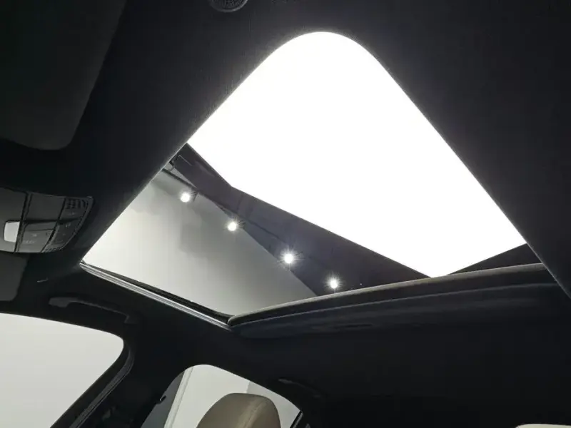 2023 Mercedes-Benz E-Класс с пробегом 48 247 км