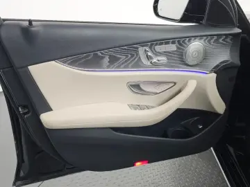2023 Mercedes-Benz E-Класс с пробегом 48 247 км
