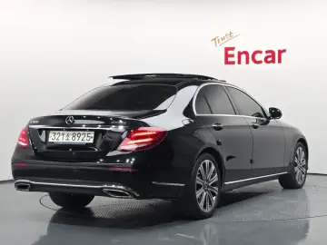 2020 Mercedes-Benz E-Класс с пробегом 135 410 км