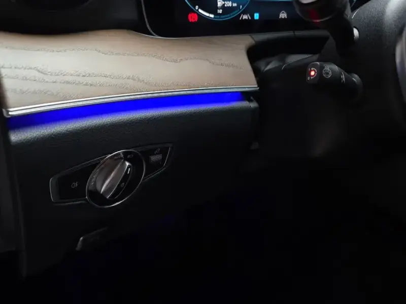 2022 Mercedes-Benz E-Класс с пробегом 44 777 км