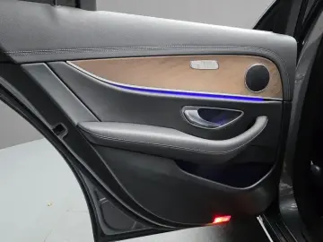 2022 Mercedes-Benz E-Класс с пробегом 44 777 км
