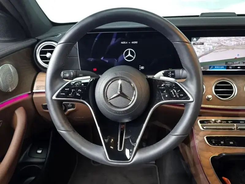 2023 Mercedes-Benz E-Класс с пробегом 44 390 км