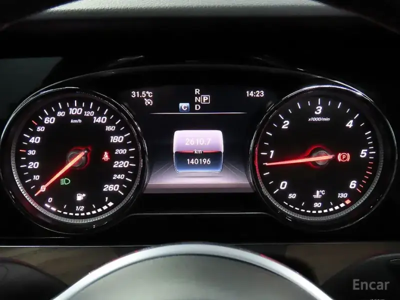 2019 Mercedes-Benz E-Класс с пробегом 140 151 км