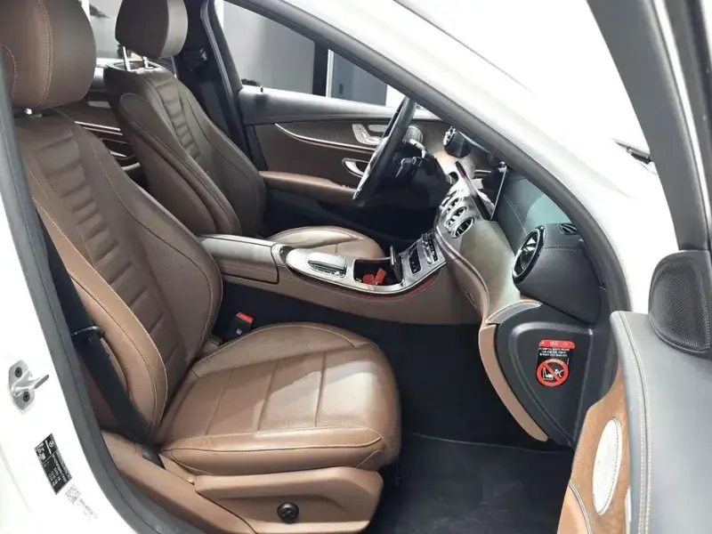 2023 Mercedes-Benz E-Класс с пробегом 44 390 км