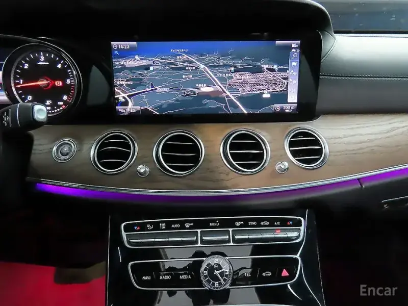2019 Mercedes-Benz E-Класс с пробегом 140 151 км