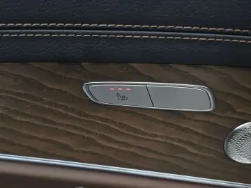 2023 Mercedes-Benz E-Класс с пробегом 44 390 км