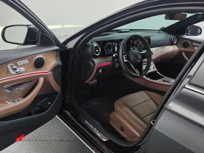 2023 Mercedes-Benz E-Класс с пробегом 1 404 км