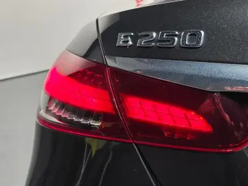 2023 Mercedes-Benz E-Класс с пробегом 1 404 км