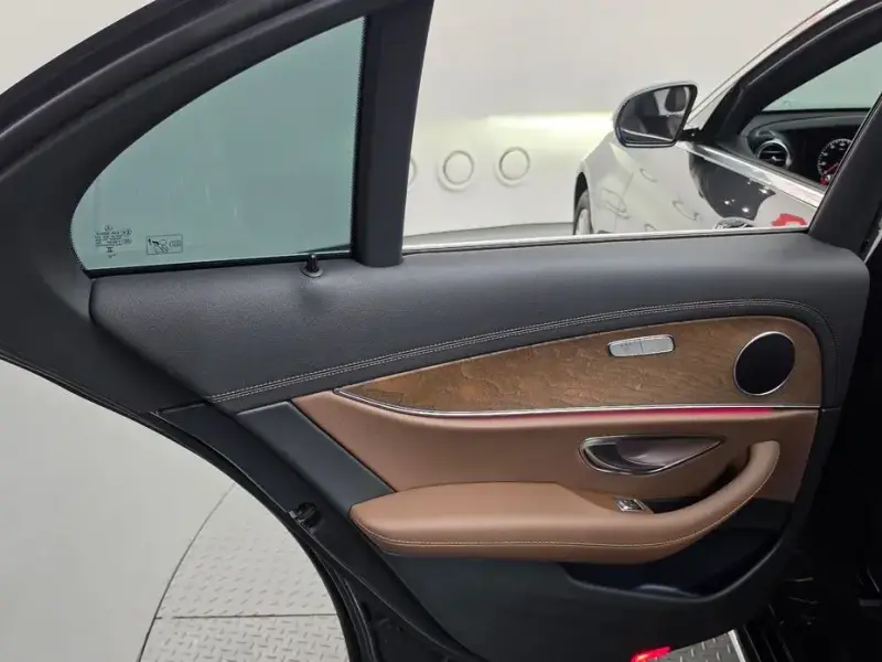 2023 Mercedes-Benz E-Класс с пробегом 1 404 км