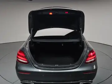 2019 Mercedes-Benz E-Класс с пробегом 105 449 км