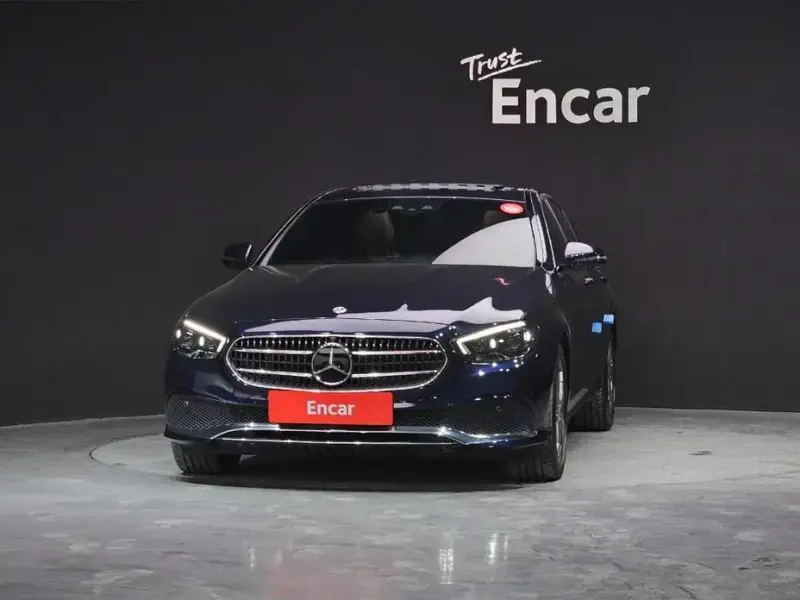2022 Mercedes-Benz E-Класс с пробегом 50 418 км