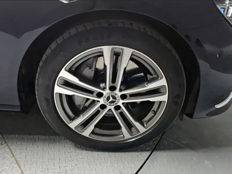 2022 Mercedes-Benz E-Класс с пробегом 50 418 км