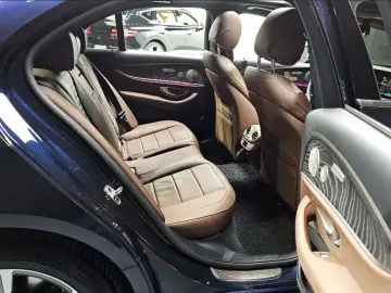 2022 Mercedes-Benz E-Класс с пробегом 50 418 км