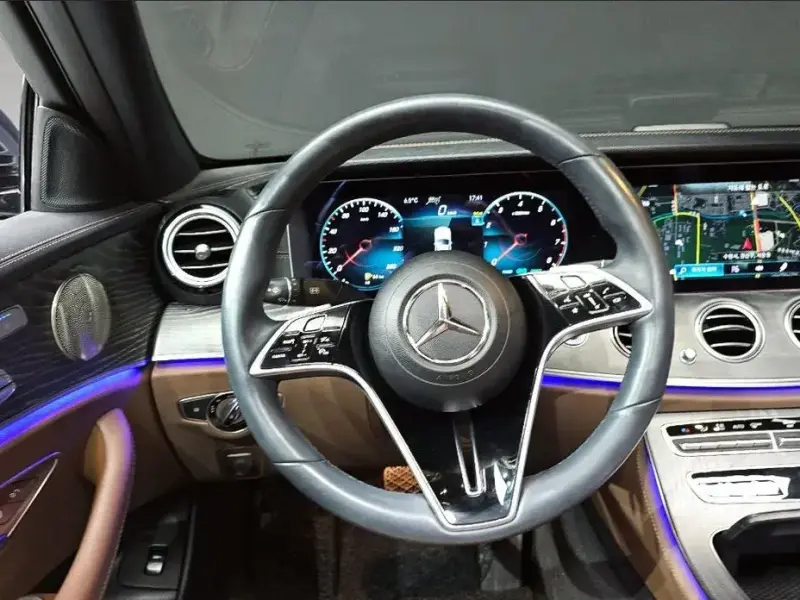 2022 Mercedes-Benz E-Класс с пробегом 50 418 км