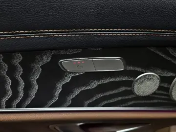 2022 Mercedes-Benz E-Класс с пробегом 50 418 км