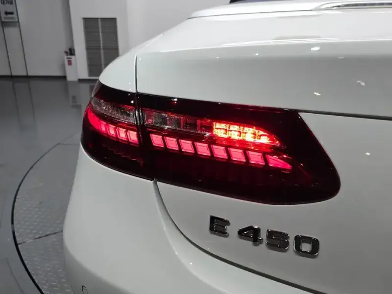 2023 Mercedes-Benz E-Класс с пробегом 8 147 км